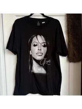 AALIYAH TEE